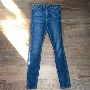 Hollister High Rise Skinny Jeans